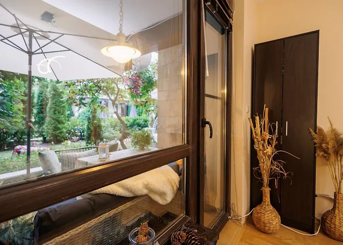 Апартамент Garden Aspen A008