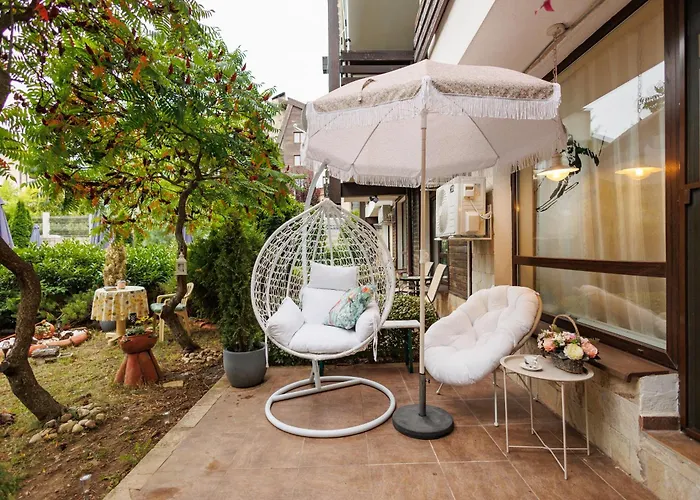 Апартамент Garden Aspen A008 Банско